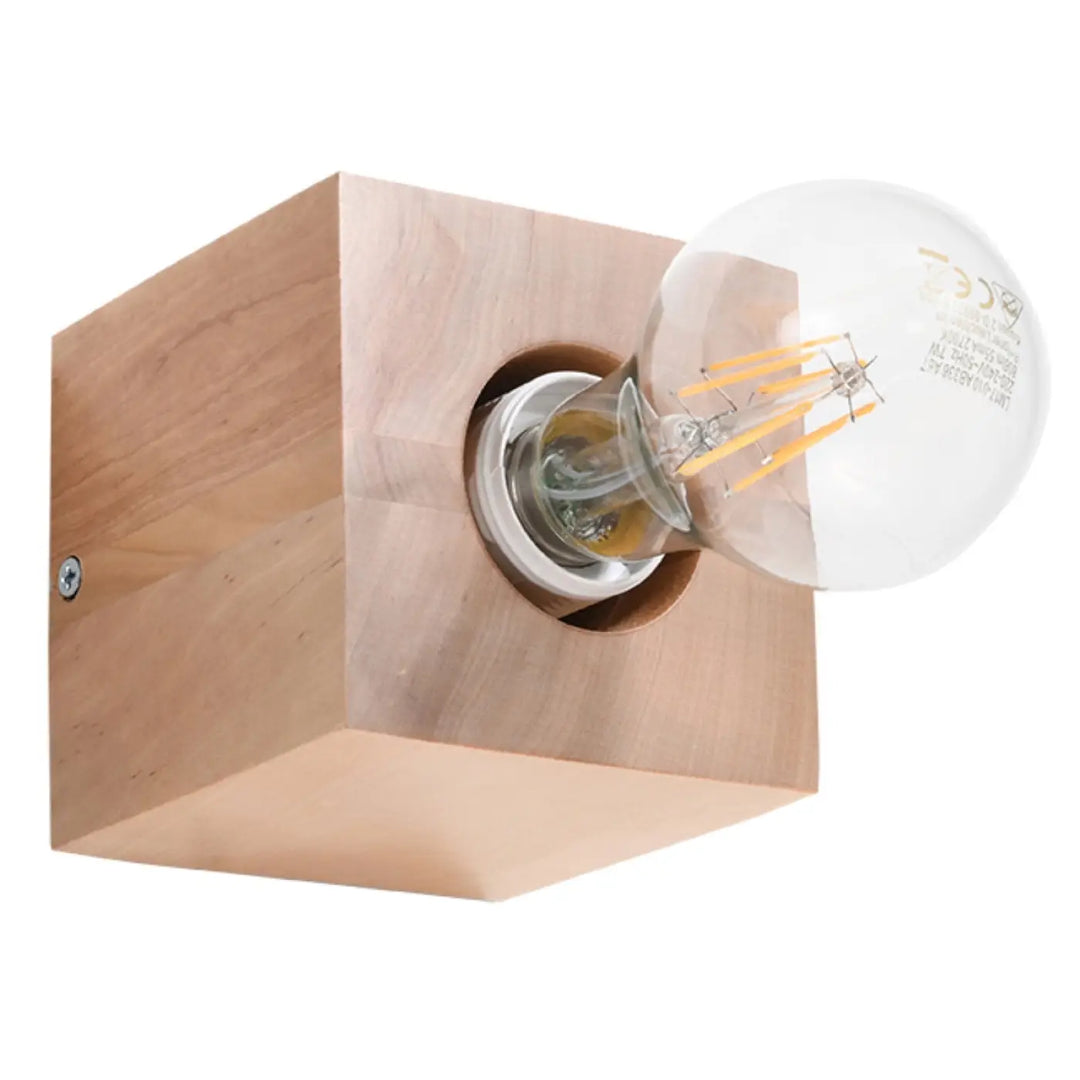 L’applique ariz en bois naturel avec cube minimaliste et ampoule à filament en verre style loft