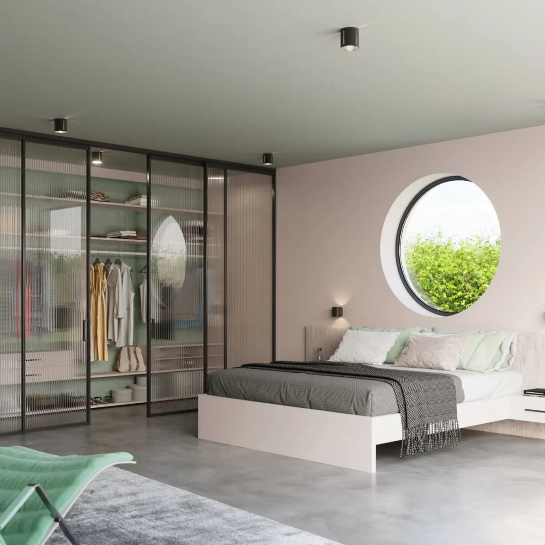 Applique murale noir dans une chambre