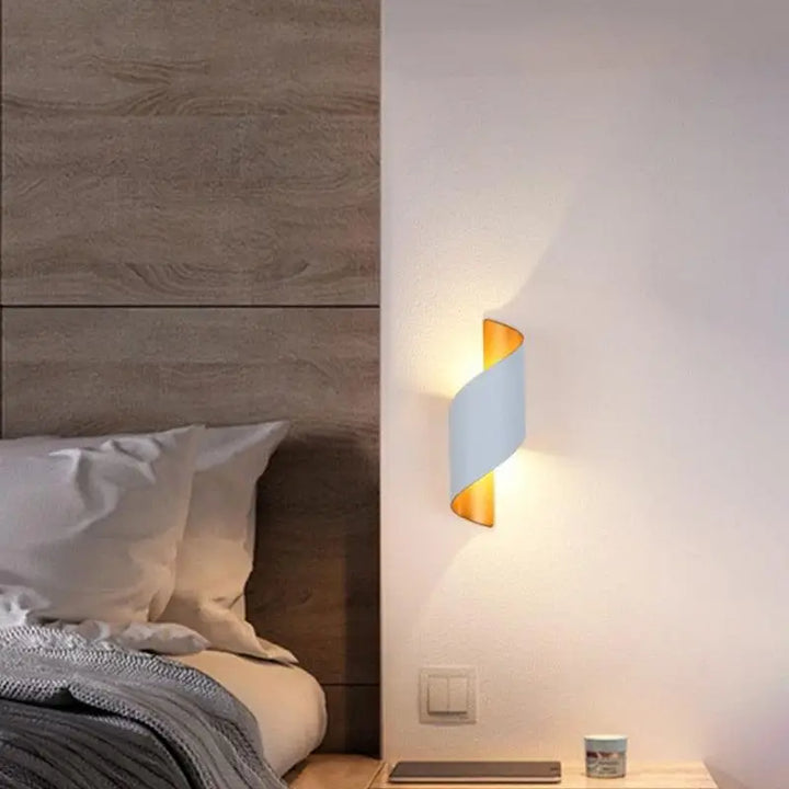 Applique Murale Design Italien Courbes Douces
