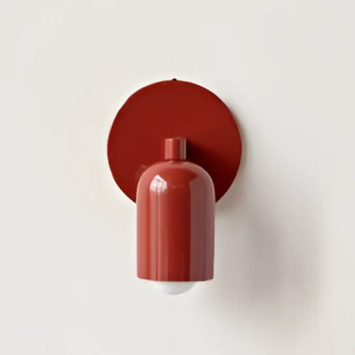 Applique murale coridor rouge cylindrique design minimaliste avec finition lisse et brillante suffit d’un style élégant