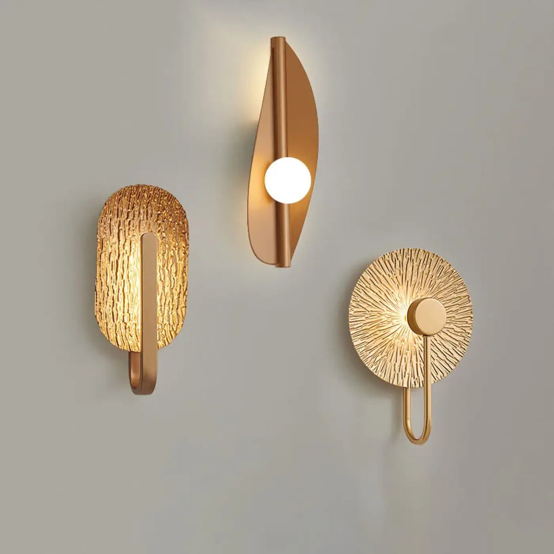Applique murale design minimaliste en métal doré