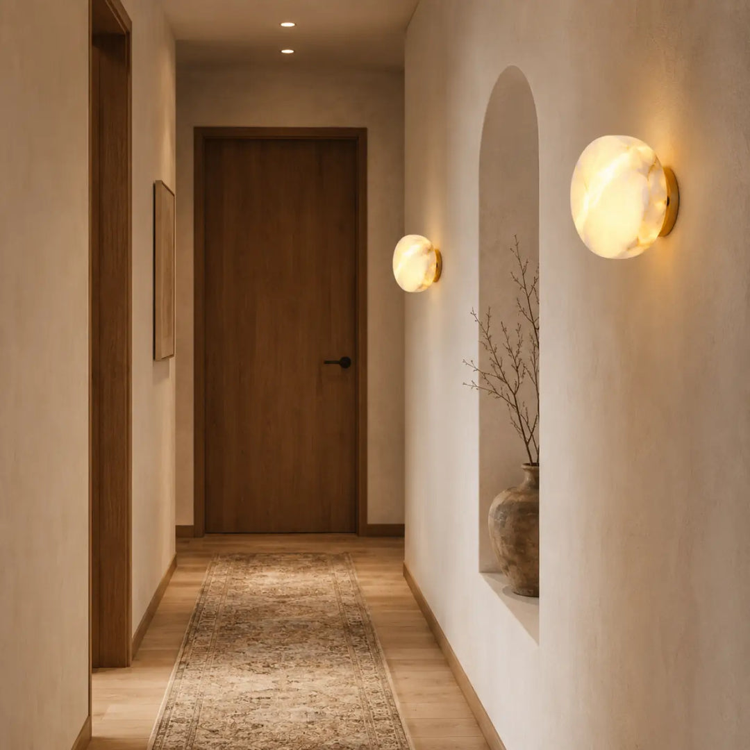 Applique murale stoba avec ampoules led lustre incluses en matériau translucide et fixations métal doré à intensité variable