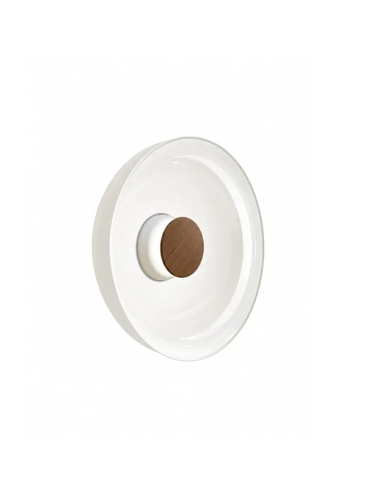 Applique murale Totem Pablo Designs en verre opale soufflé 43 cm, base blanche et façade noyer