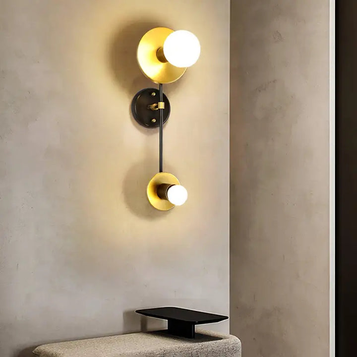Applique Murale Dorée Et Noire Tubulaire Double Lumière