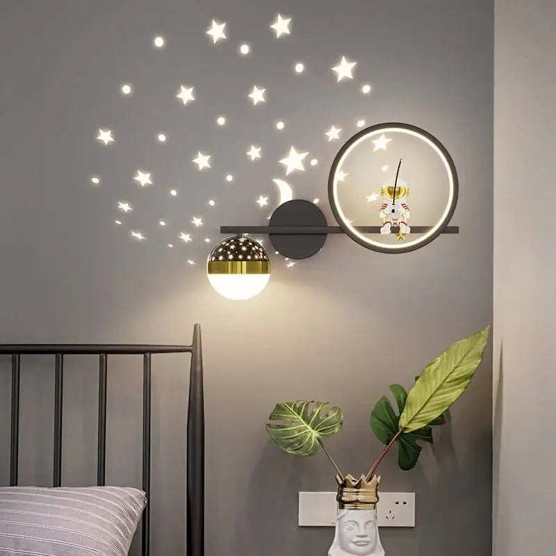 Applique Murale Étoilée Avec Petit Astronaute Design Spatial
