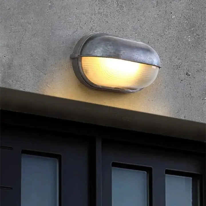 Applique murale extérieure industrielle en métal argenté vintage