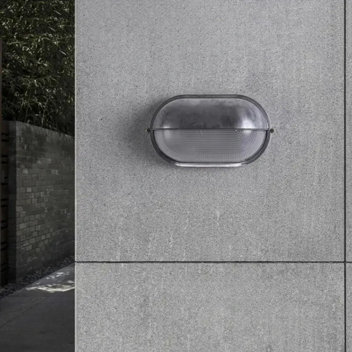 Applique murale extérieure industrielle en métal argenté vintage