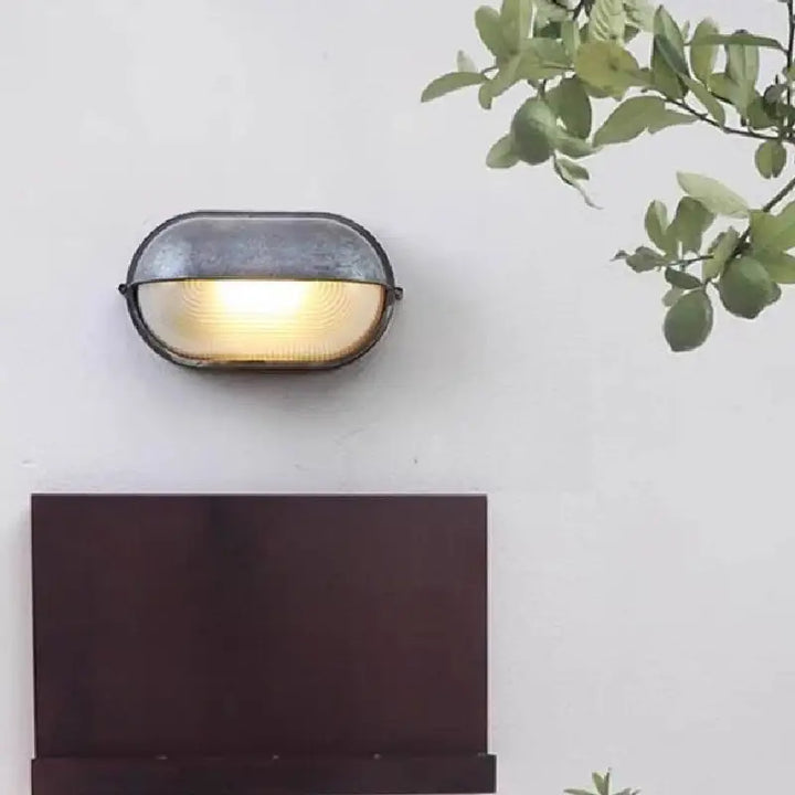 Applique murale extérieure industrielle en métal argenté vintage