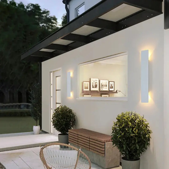 Applique Murale Extérieure Noir En Aluminium Au Design Fin