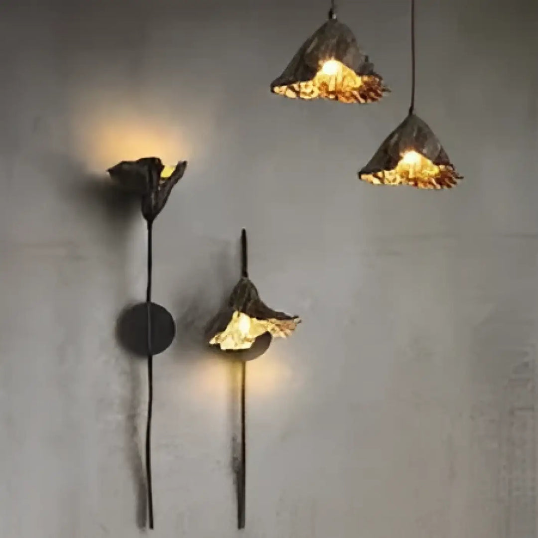 Applique murale magma style industriel avec lumière dorée chaude et teinte florale vintage pour ambiance murale florale