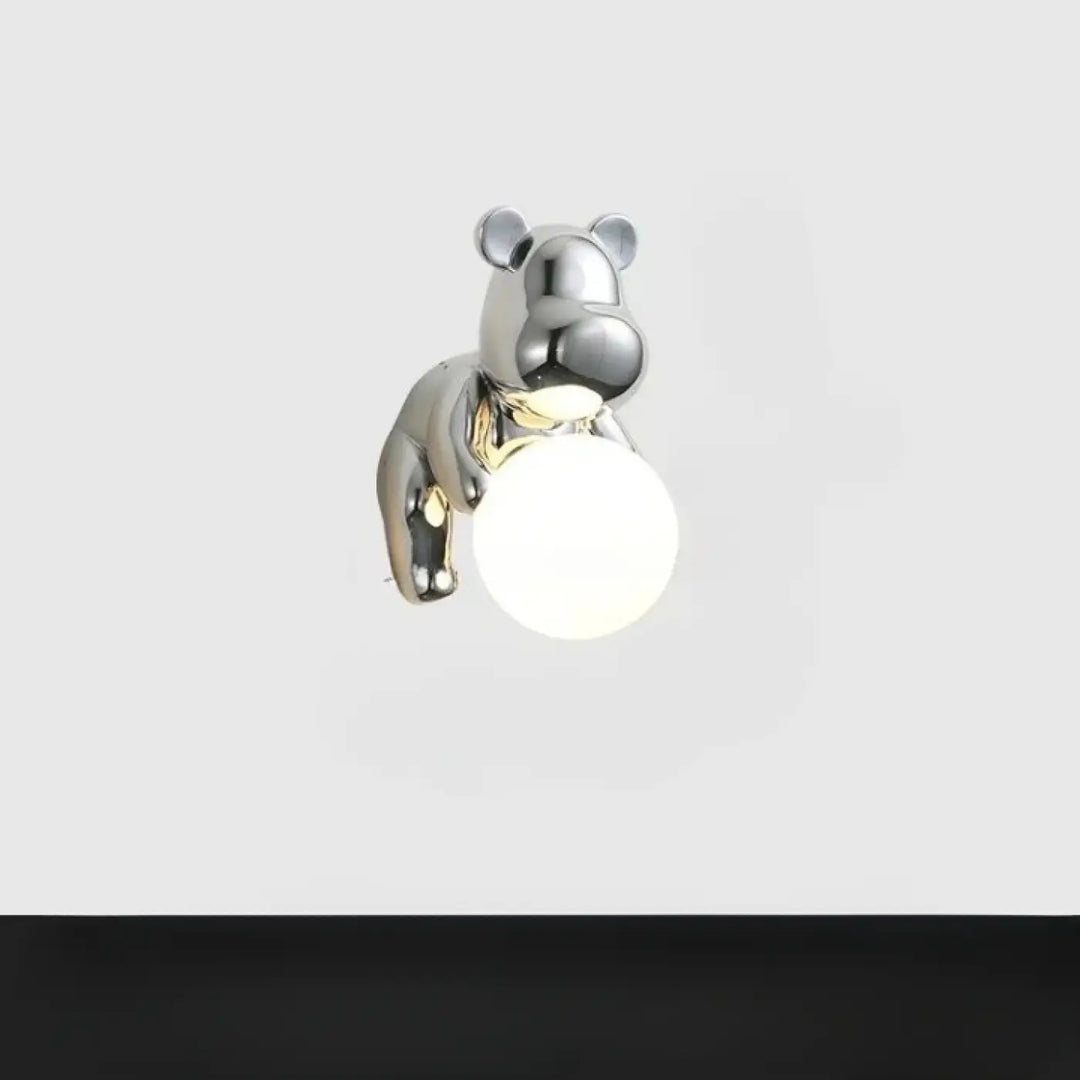 Applique murale chrome forme d’ours avec ampoule sphérique en verre dépoli design moderne teddy