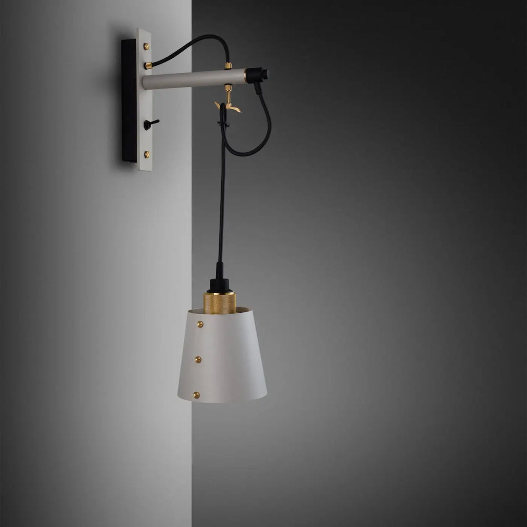 Applique murale Hooked petit modèle Pierre en laiton #couleur_dor