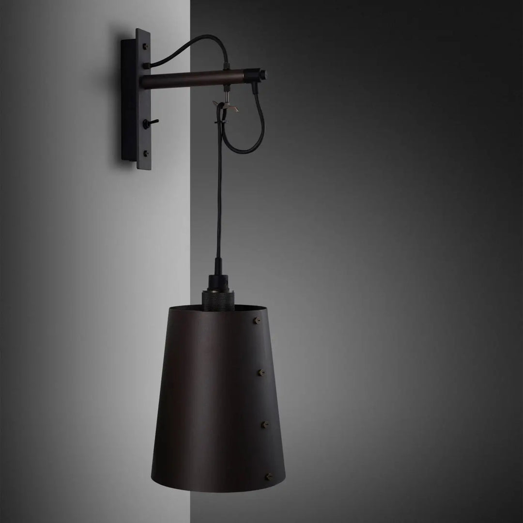 Applique murale Hooked grand modèle Graphite en bronze fumé #couleur_gris