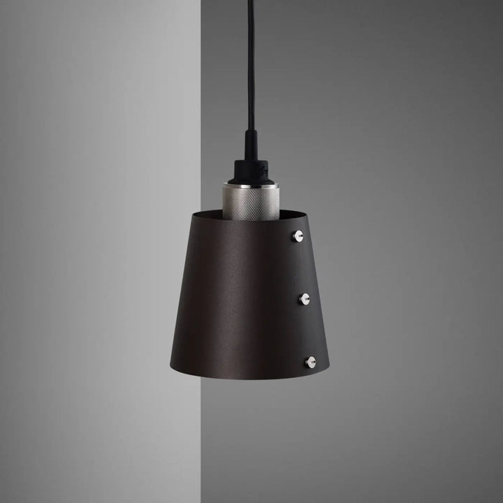 Applique murale Hooked petit modèle Graphite en acier #couleur_argent