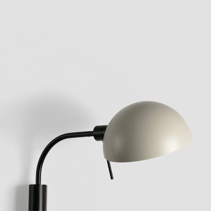 Autre détail de l'applique Dominica beige