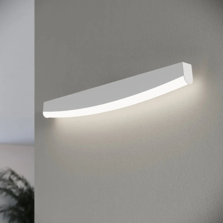 Applique murale JORUN blanc dans un intérieur, vue rapprochée