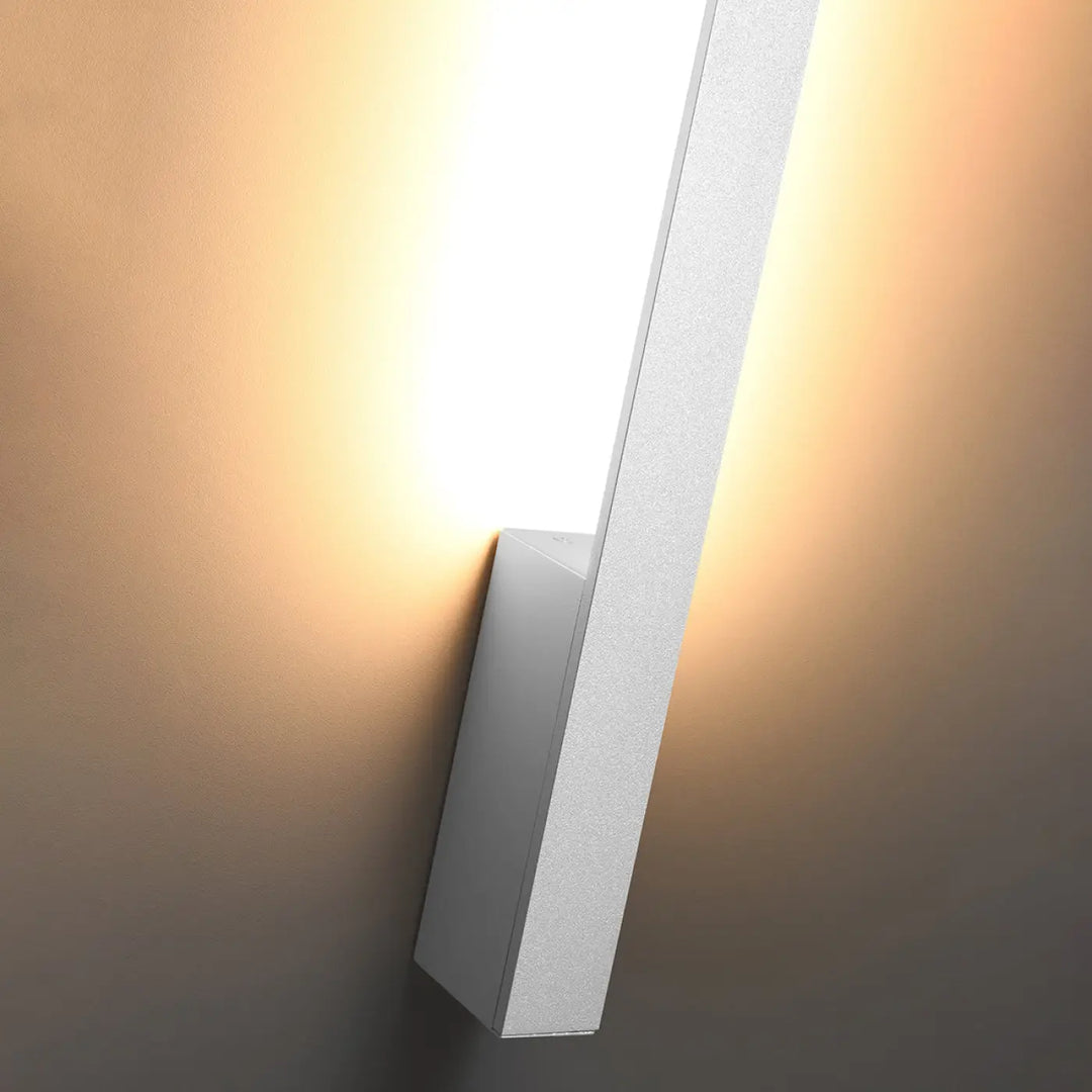Applique murale lahti s 3000k blanc avec module led et lumière diffuse au design moderne et minimaliste