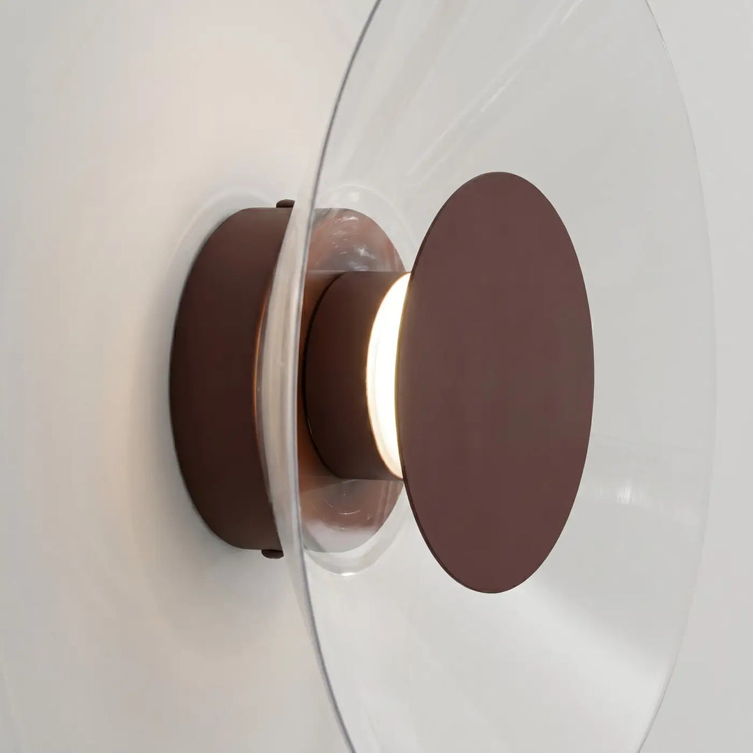 Applique murale ASTRO marron vue de profil, disque transparent