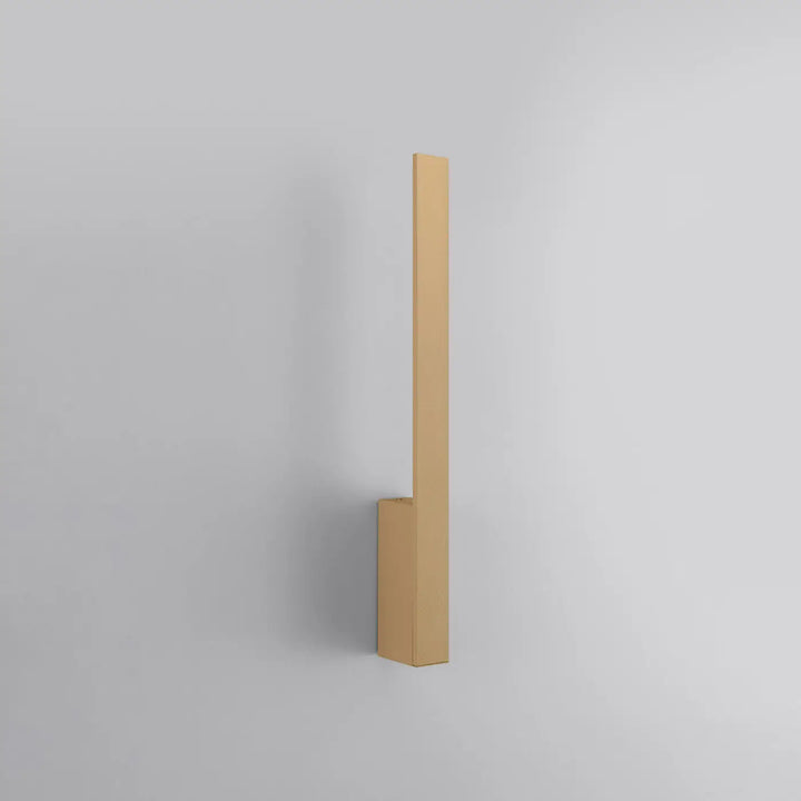 Applique murale lahti s 3000k doré minimaliste avec module led intégré pour solutions imprévisibles