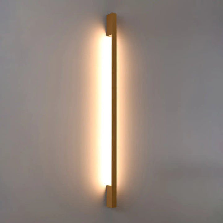 Applique murale sappo l 3000k doré avec boîtier étroit et module led pour éclairage ambiant chaleureux