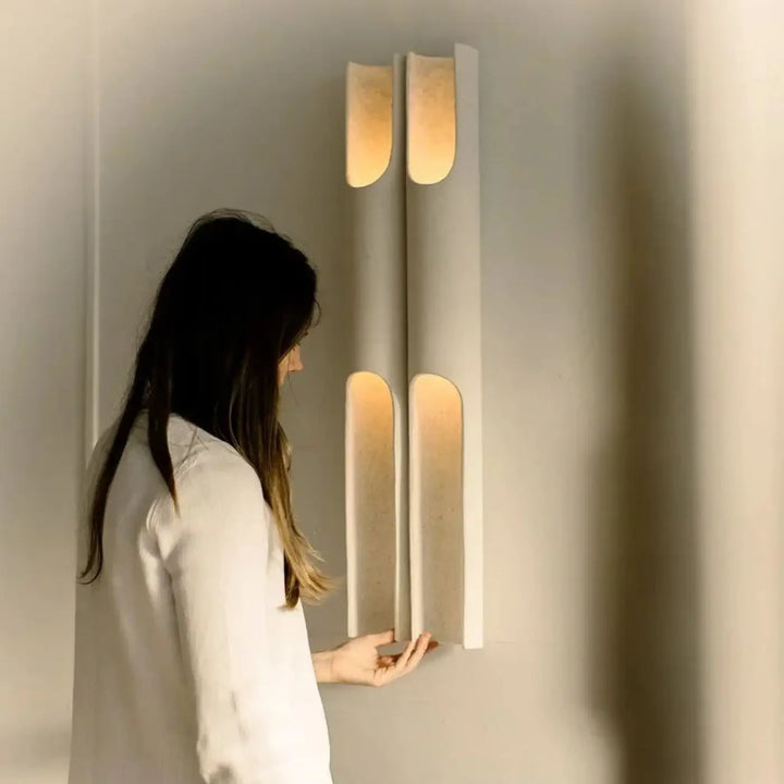 Applique murale led dorée style minimaliste beige élégant