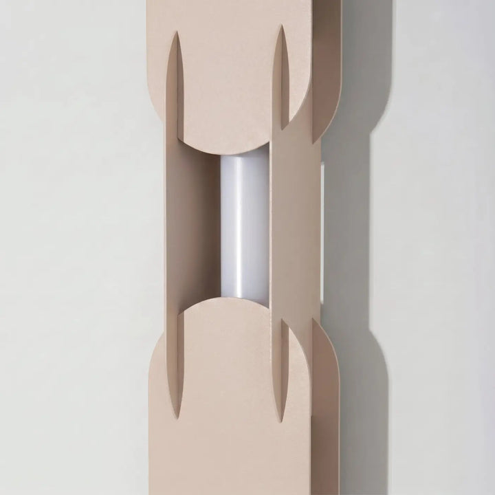 Applique murale CHAIN taupe éteinte, détail des maillons