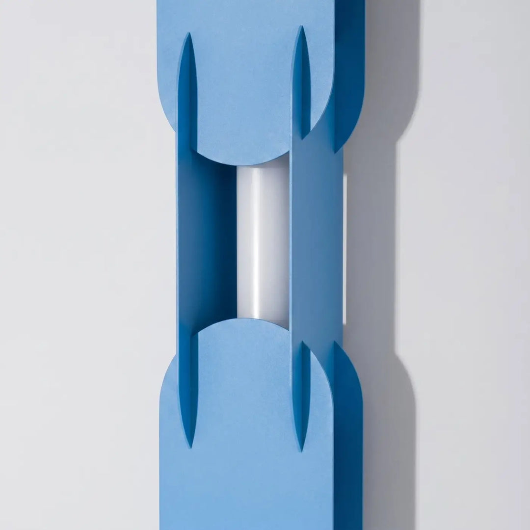 Applique murale CHAIN bleu clair éteinte, détail des maillons