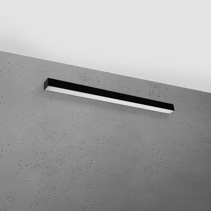 Applique murale pinne 90 3000k noir en led rectangulaire avec design moderne et paramètres d’éclairage sur mur béton