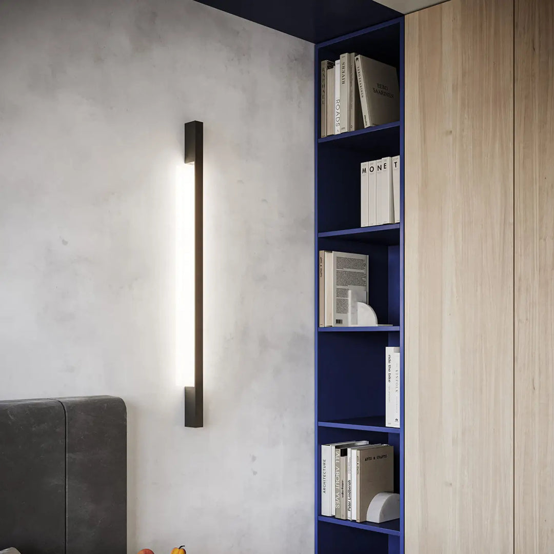 Applique murale noire sappo l 3000k avec boîtier étroit et module led pour un design moderne et minimaliste