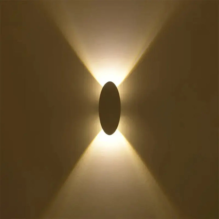 Applique murale LED ovale design blanc pour éclairage décoratif

