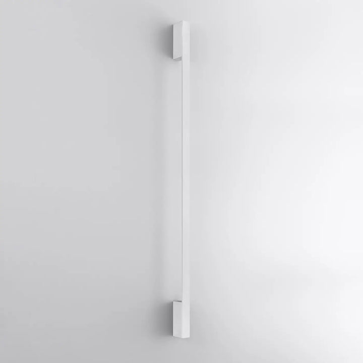 Applique murale SAPPO blanc éteinte, posée au mur