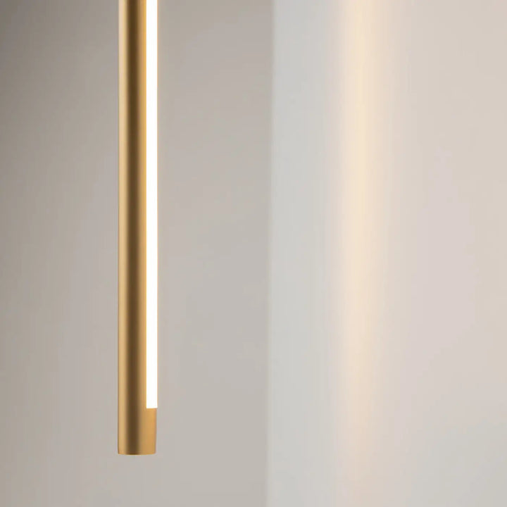 Applique murale led renaissance texturée en métal doré avec design cylindrique moderne et éclairage led blanc chaud intégré