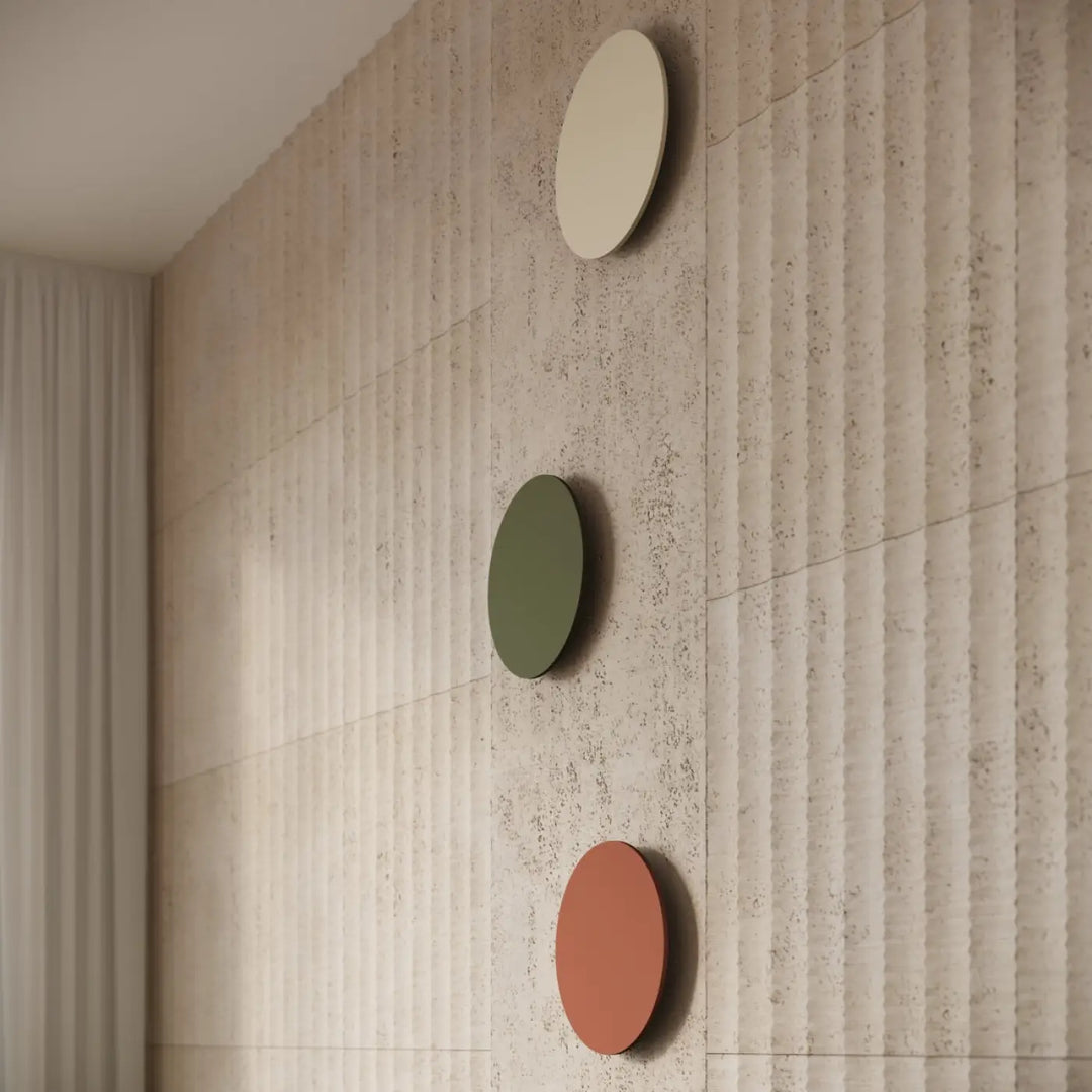 Trois appliques murales modernes circulaires borGen 3000k en tons crème olive et rouge ocre terracotta
