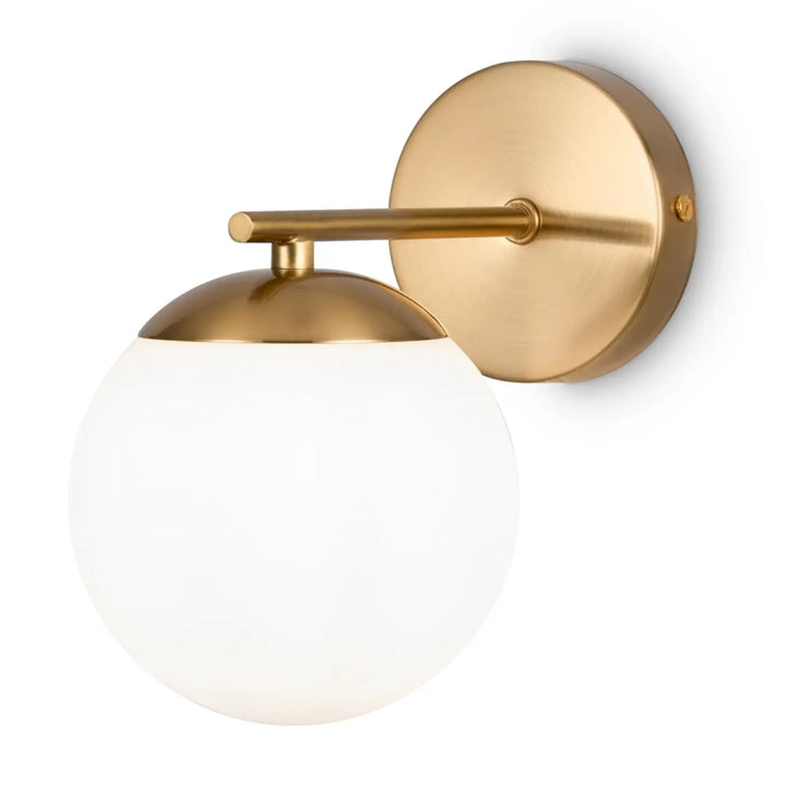 Applique murale marble en finition platine dorée avec globe en verre dépoli pour un éclairage élégant
