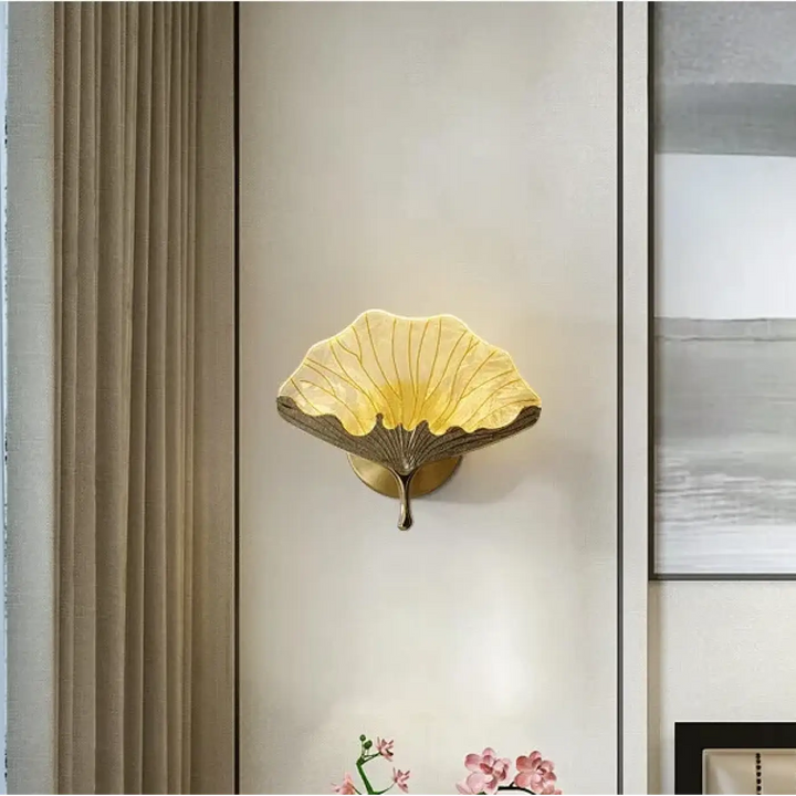 Applique murale moderne en forme de feuille dorée élégance