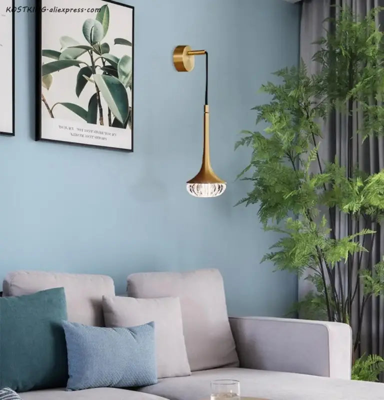 Applique murale moderne laiton et verre lumineux au style élégant