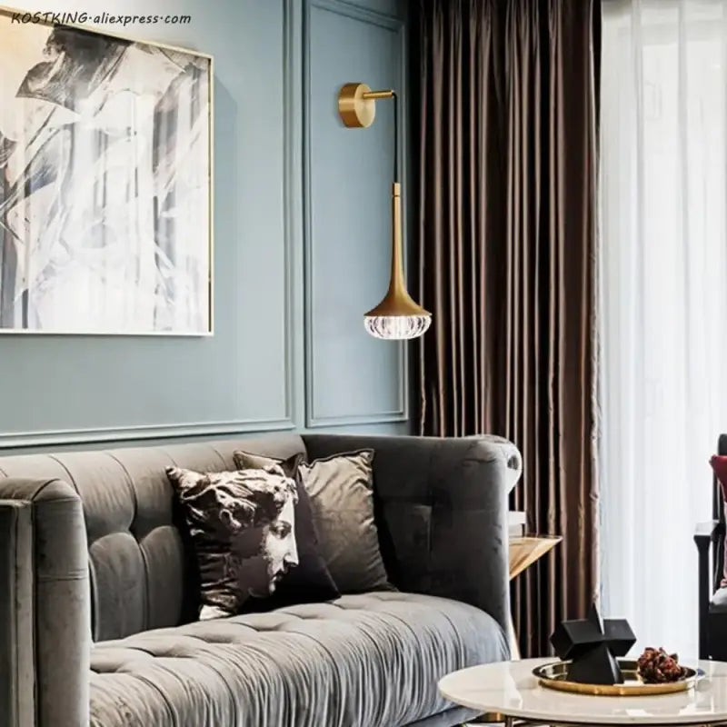 Applique murale moderne laiton et verre lumineux au style élégant