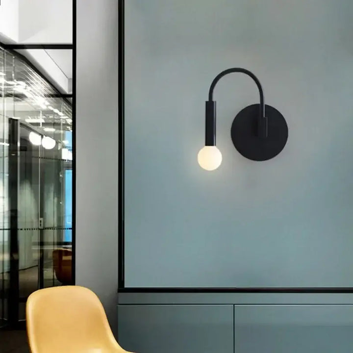 Applique Murale Noir Minimaliste Idéal Pour Une Chambre Moderne