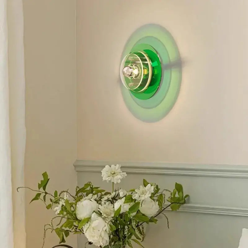 Applique Murale Originale Avec Trois Disques Colorés Design