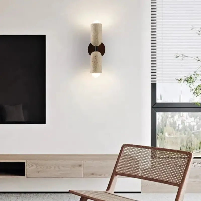 Applique murale en pierre avec un support en bois et à LED

