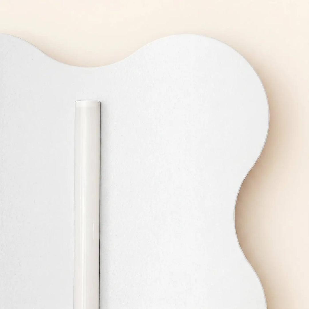 Applique murale KLOVER blanc détail de la découpe