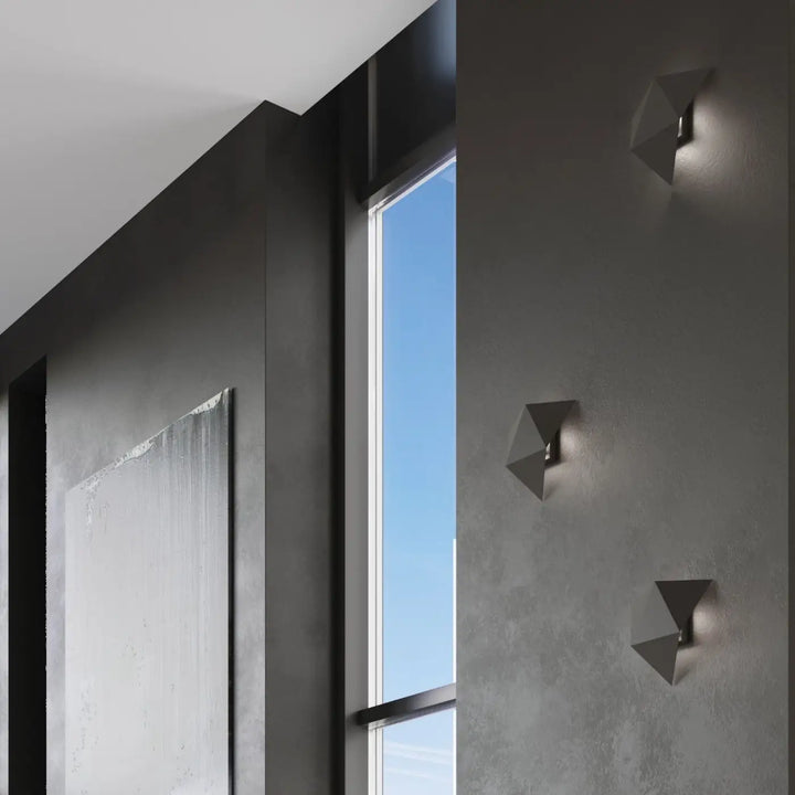Applique murale noir vue rapprochée dans son décor