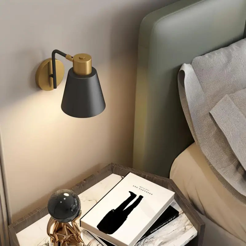 Applique Murale Pour Chambre Adulte Style Conique Inversé