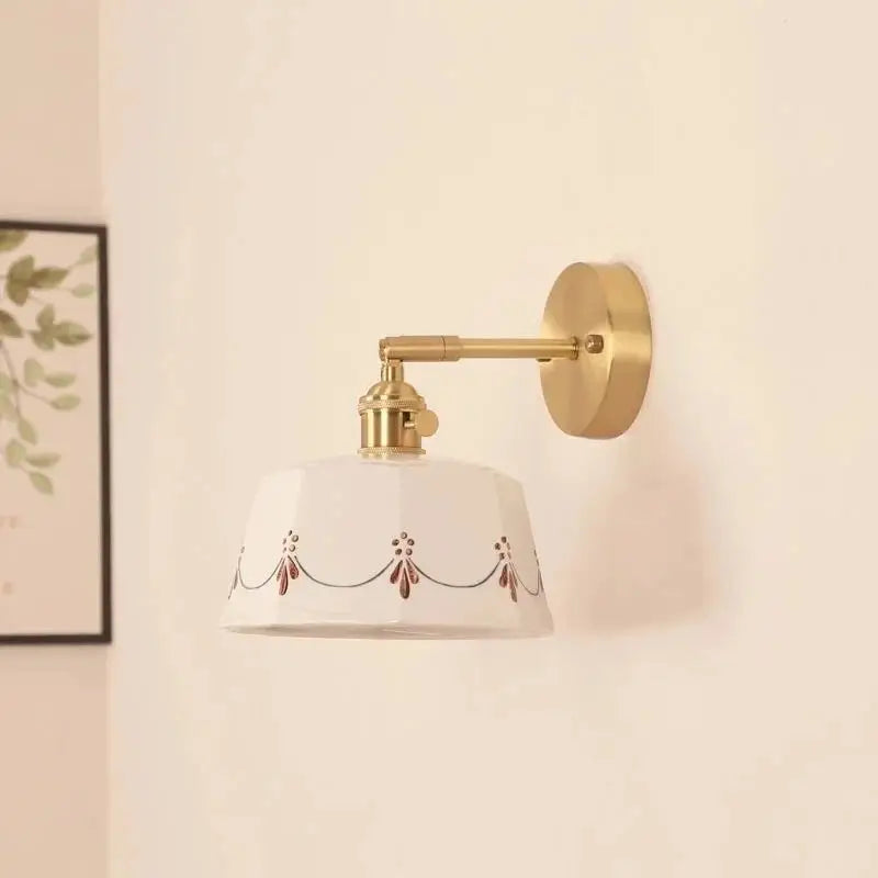Applique murale rétro chic céramique motif et laiton