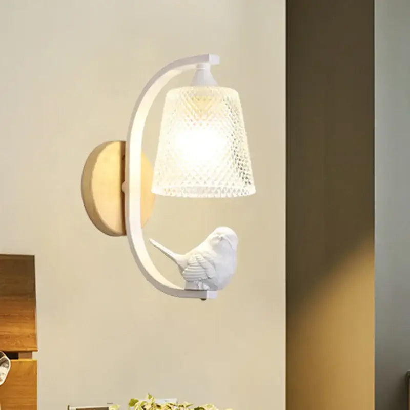 Applique murale scandinave avec un moineau blanc

