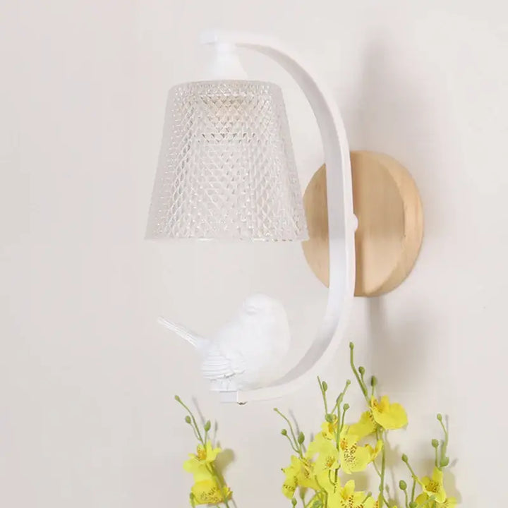 Applique murale scandinave avec un moineau blanc

