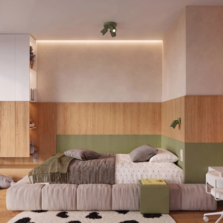 Applique murale Rayo en aluminium vert olive à réflecteur rainuré dans une chambre
