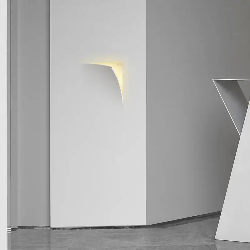 Applique murale style ouverture de livre directement dans un mur

