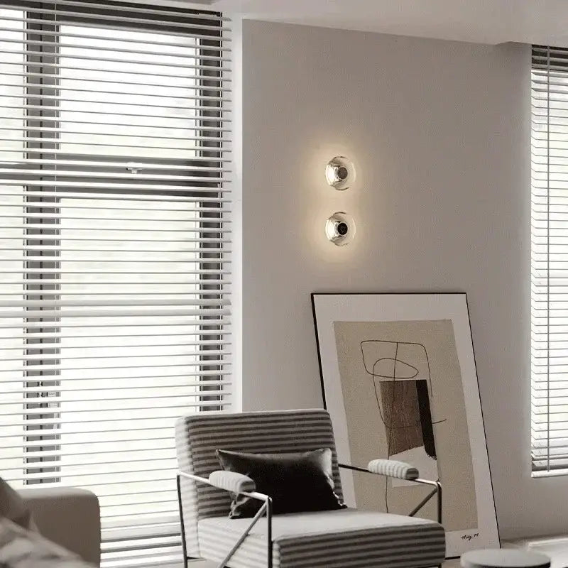 Applique murale en verre design effet halo lumineux