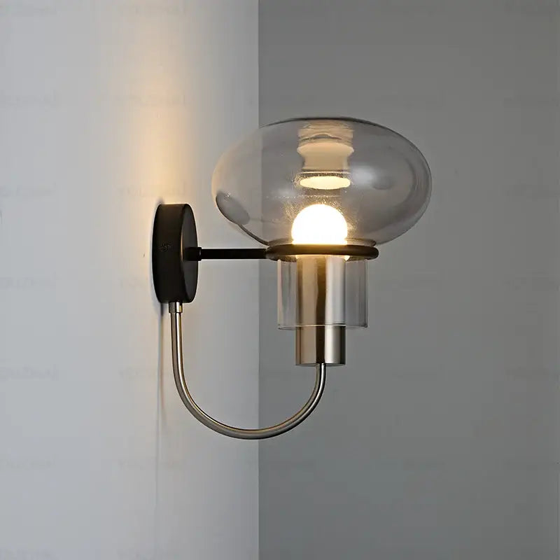 Applique Murale En Verre Soufflé Avec Structure Métallique